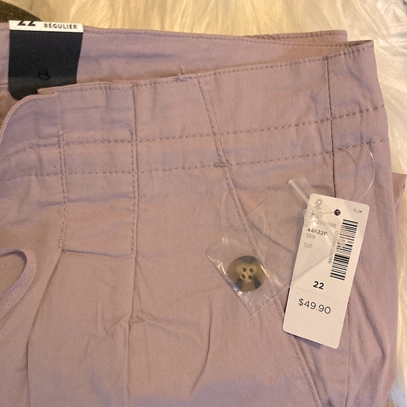 HP!💎 Reitmans, NWT Paper Bag Capri Pants, High Waisted, Lilac, Plus, 20, 22 - Picture 12 of 16